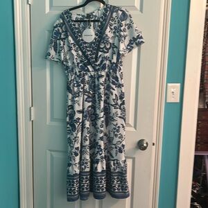 Blue white and gray dress. SHEIN. Size L